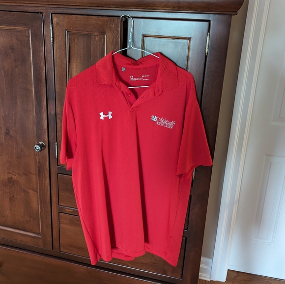 Under Armour Golf Polo Size Medium Red Pre-Owned - Picture 1 of 5
